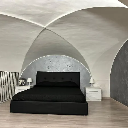 Giordana House *