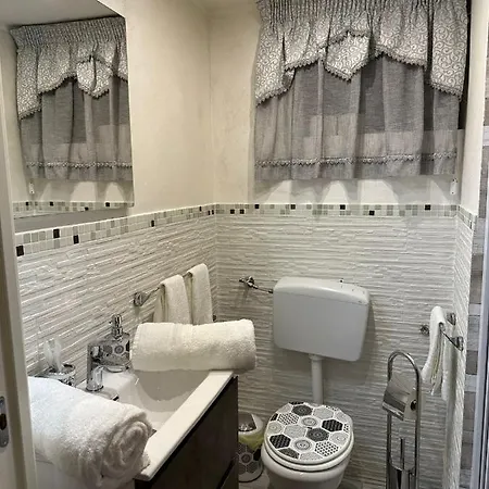 Giordana House Apartment *
