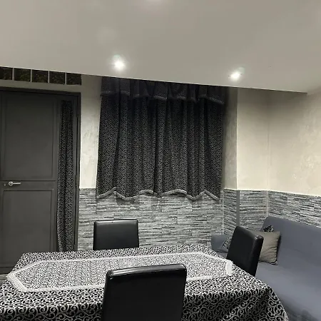Giordana House Апартаменты